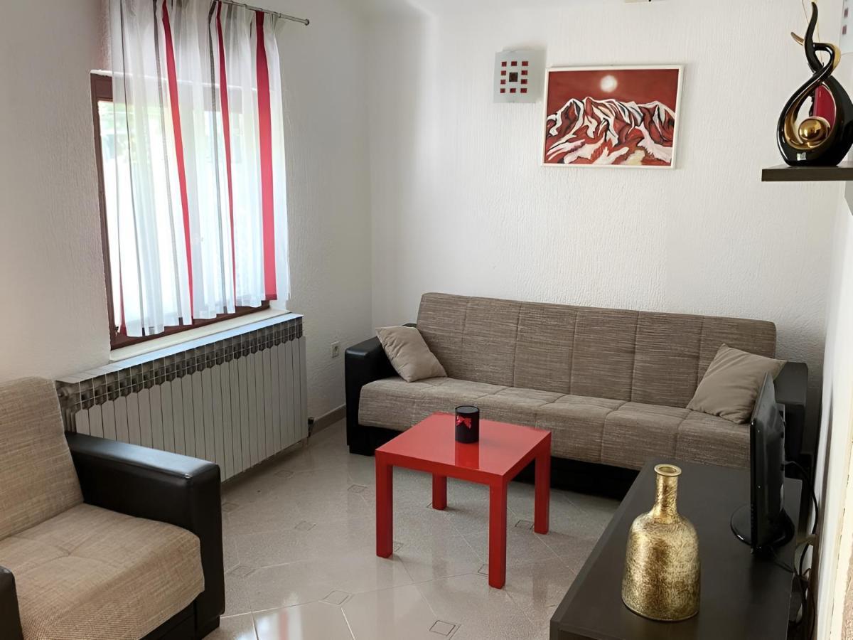 Apartmani Ana Borovac Funtana Buitenkant foto