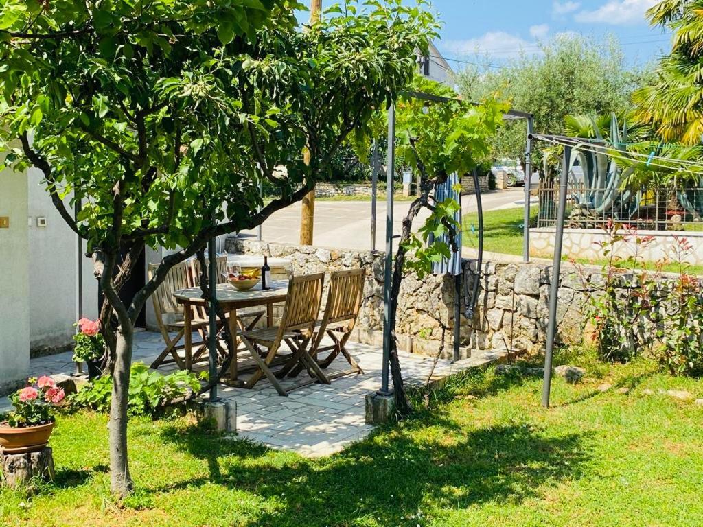 Apartmani Ana Borovac Funtana Buitenkant foto
