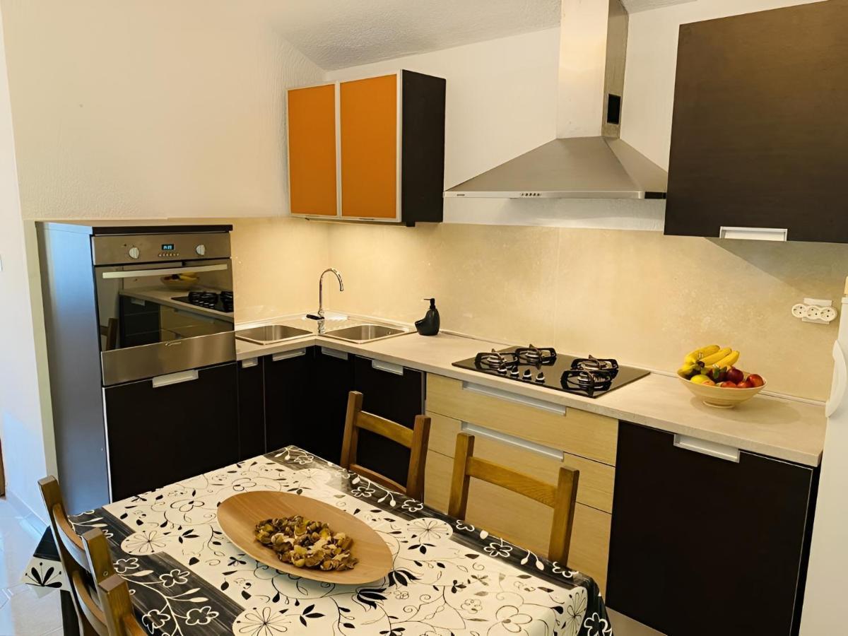Apartmani Ana Borovac Funtana Buitenkant foto