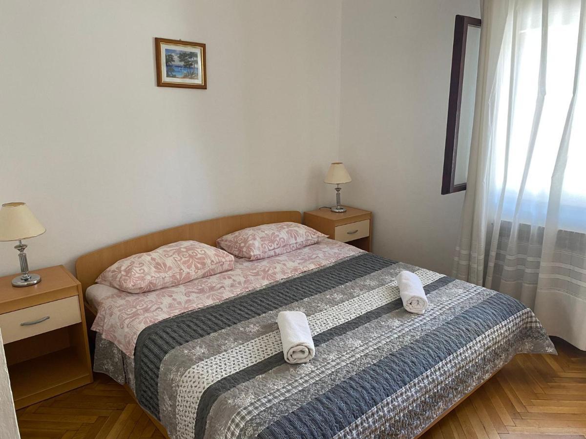 Apartmani Ana Borovac Funtana Buitenkant foto
